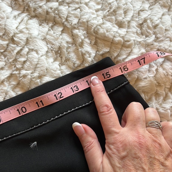 Black Bill Blass Skirt Suite - Picture 7 of 9